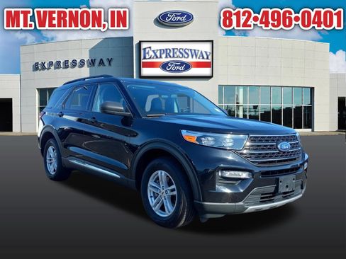 Used 2024 Ford Explorer XLT w/ Equipment Group 202A AWD/4WD image 5