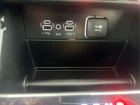 Used 2023 Jeep Grand Cherokee L Limited AWD/4WD image 23