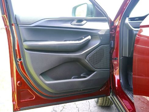 New 2026 Jeep Grand Cherokee Laredo RWD image 20