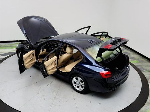 Used 2016 BMW 328i xDrive Sedan AWD/4WD image 38