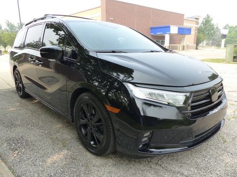 Used 2024 Honda Odyssey Elite image 13