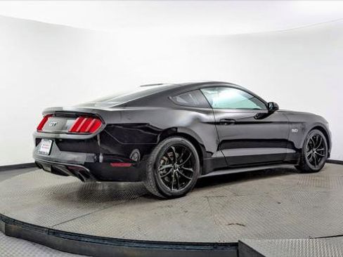 Used 2017 Ford Mustang GT image 8