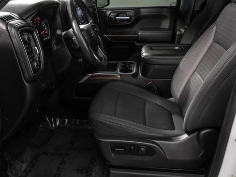 Used 2021 Chevrolet Silverado 1500 RST w/ Convenience Package II AWD/4WD image 7
