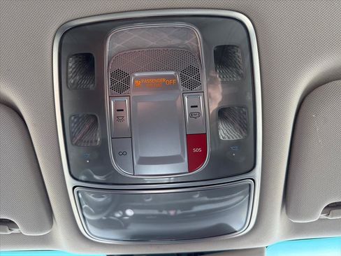 Used 2023 Genesis G80 2.5T image 17