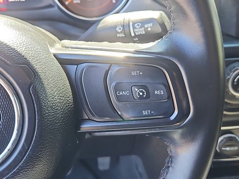 Used 2021 Jeep Wrangler Unlimited Sport AWD/4WD image 16