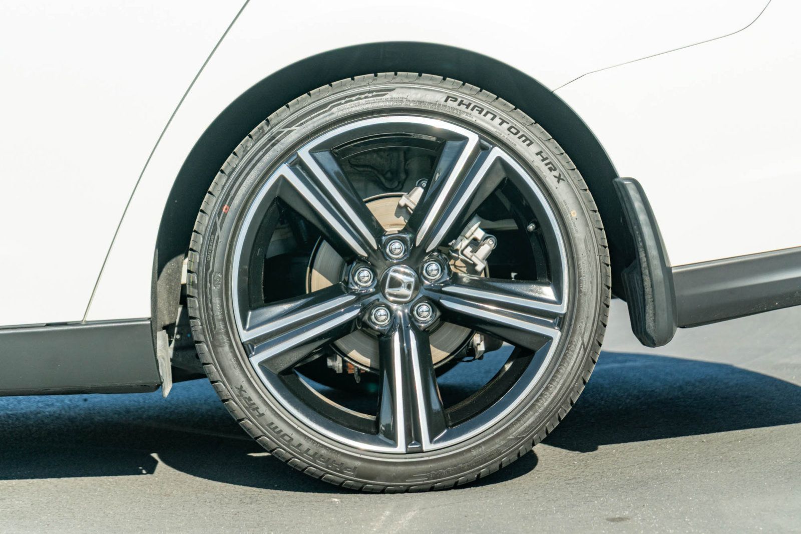 Used 2024 Honda Accord Sport image 6