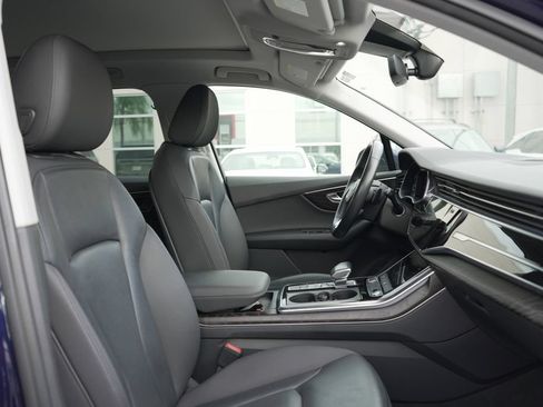 Used 2022 Audi Q7 3.0T Premium AWD/4WD image 25