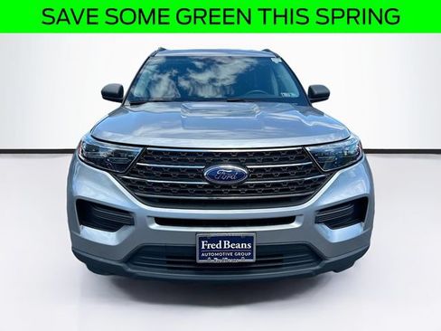 Certified 2022 Ford Explorer XLT w/ Class IV Trailer Tow Package AWD/4WD image 2