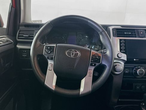 Used 2024 Toyota 4Runner SR5 image 18