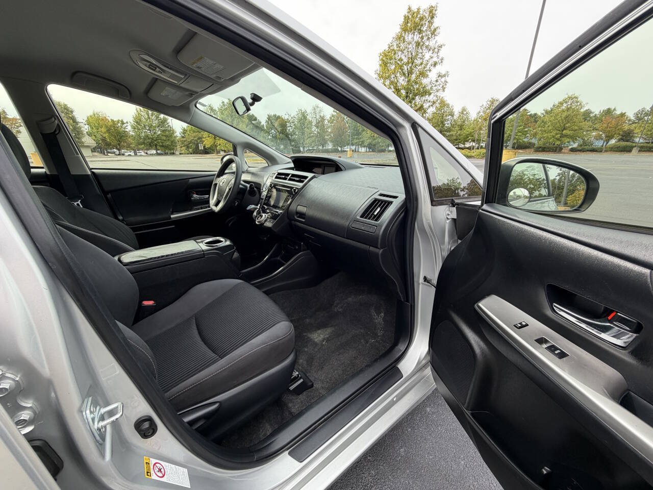 Used 2015 Toyota Prius V Three FWD image 16