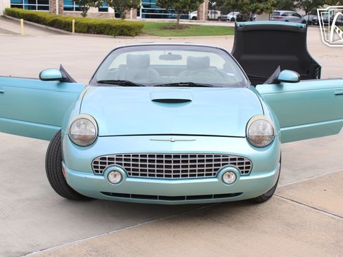 Used 2002 Ford Thunderbird RWD image 21