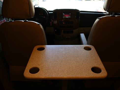 Used 2015 Mercedes-Benz Sprinter 3500 image 97