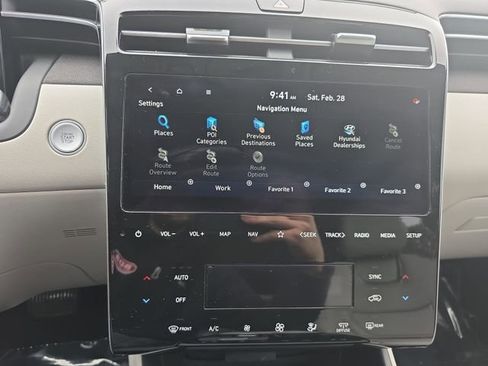 Certified 2022 Hyundai Tucson Limited image 35