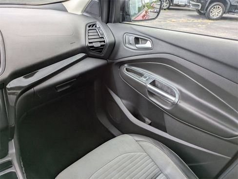 Used 2018 Ford Escape SE image 27