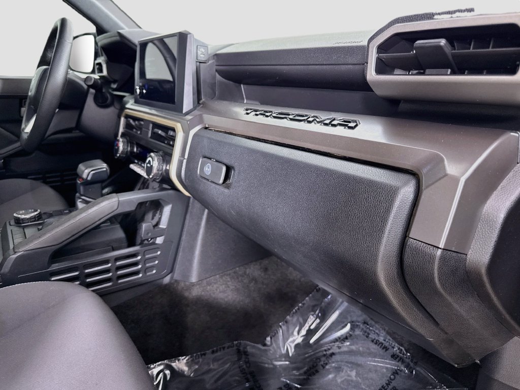Used 2024 Toyota Tacoma TRD Sport RWD image 30