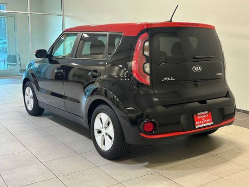 Used 2016 Kia Soul EV + image 4
