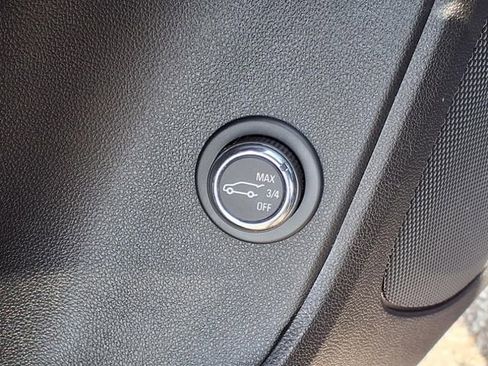 Used 2023 Chevrolet Blazer LT w/ Convenience Package image 4