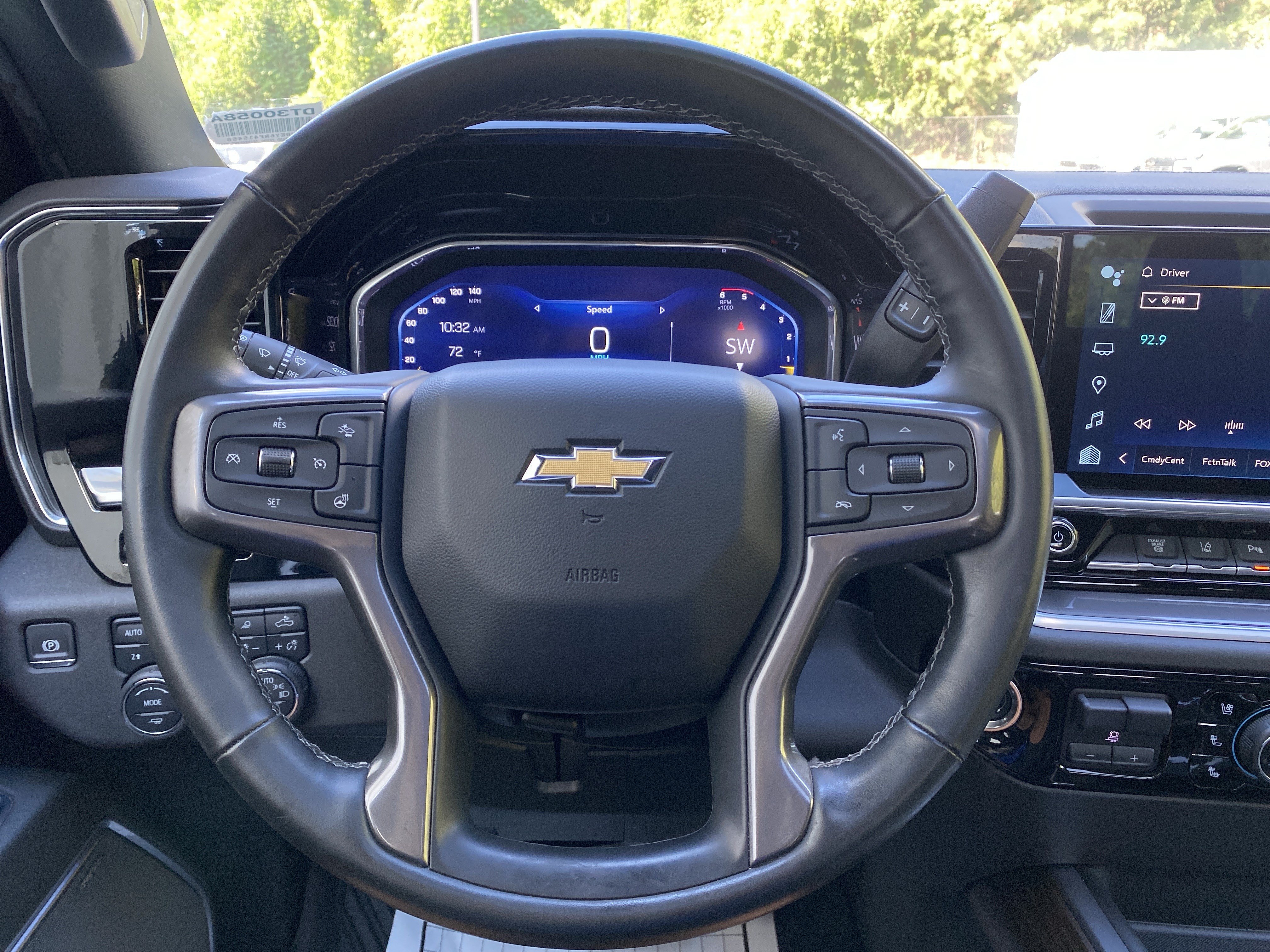 Used 2024 Chevrolet Silverado 2500 High Country w/ High Country Premium Package AWD/4WD image 19