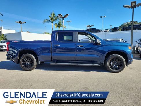 Used 2023 Chevrolet Silverado 1500 Custom image 11