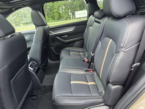 New 2025 MAZDA CX-70 Plug-In Hybrid w/ Premium Plus image 10