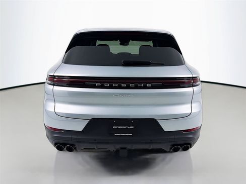 New 2026 Porsche Cayenne AWD/4WD image 24