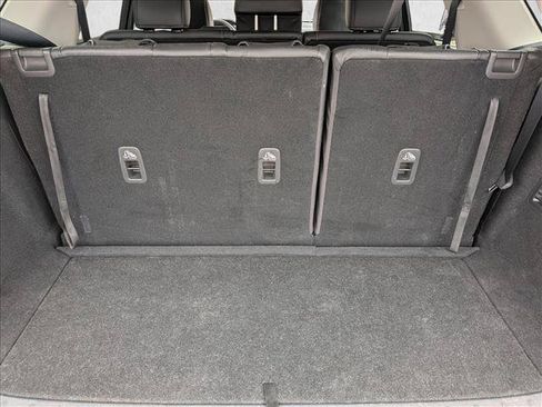 Used 2022 Nissan Pathfinder SL FWD image 6