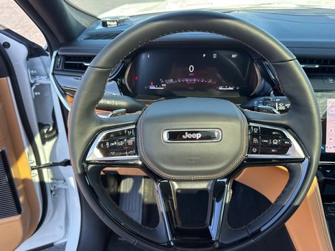 New 2026 Jeep Grand Cherokee Summit AWD/4WD image 16
