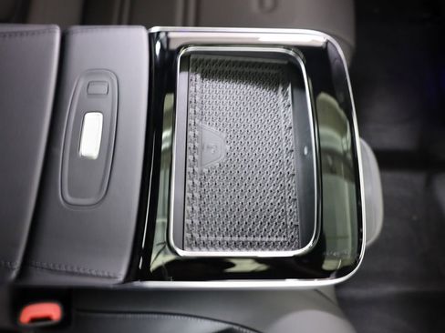 Used 2025 Mercedes-Benz EQS AMG 4MATIC image 55