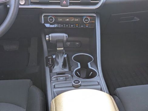 Used 2022 Kia K5 LXS image 19