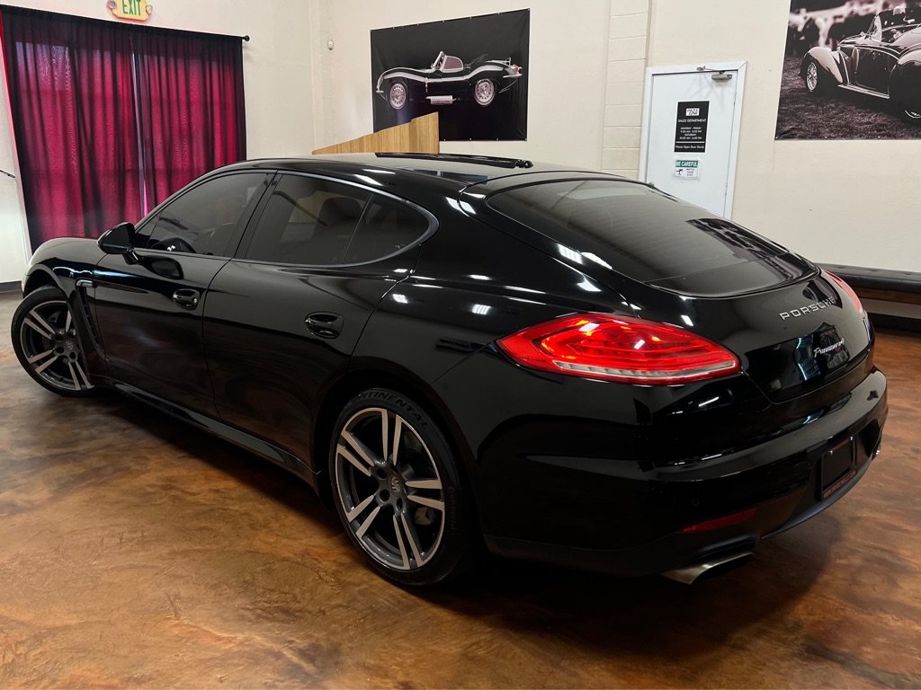 Used 2014 Porsche Panamera 4 AWD/4WD image 2