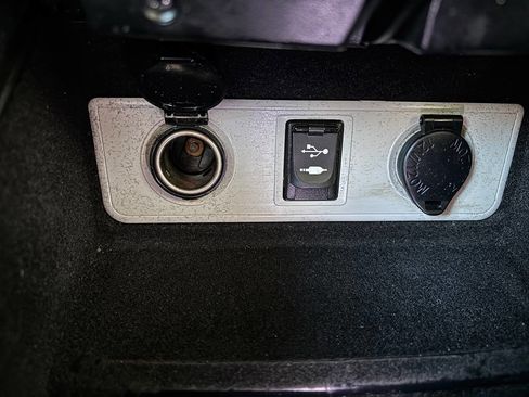 Used 2015 Toyota Avalon XLE image 25