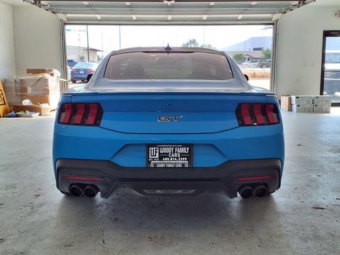 Used 2025 Ford Mustang GT Premium RWD image 18
