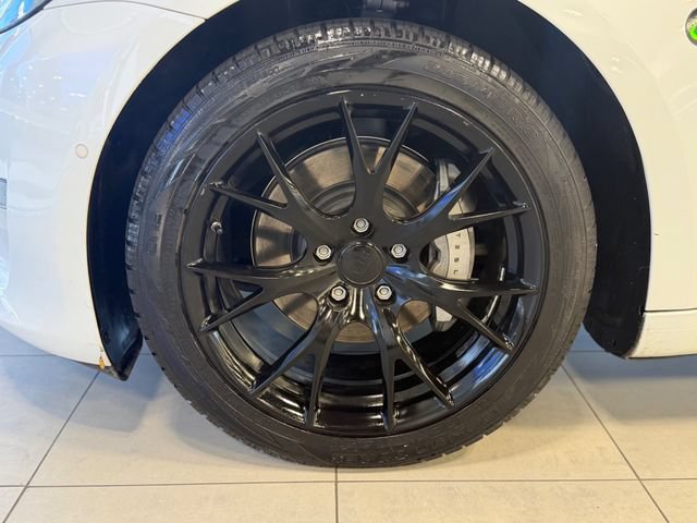 Used 2021 Tesla Model 3 Long Range AWD/4WD image 38