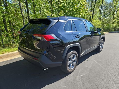Used 2024 Toyota RAV4 XLE image 3
