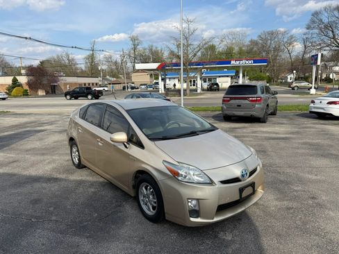Used 2010 Toyota Prius FWD image 4