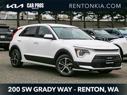 Used 2025 Kia Niro LX