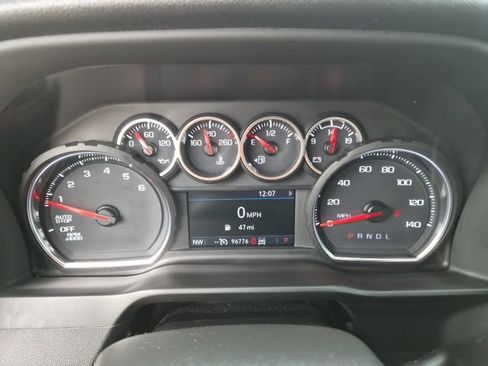 Used 2022 Chevrolet Silverado 1500 LT image 23