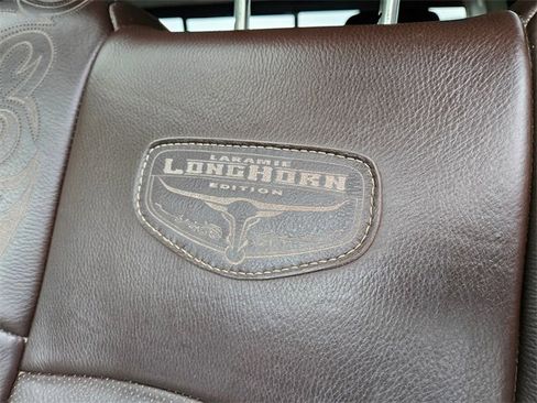 Used 2015 RAM 1500 Laramie Longhorn image 23