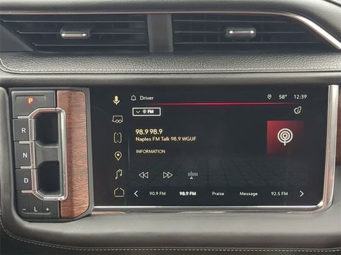 Used 2023 GMC Yukon Denali Ultimate image 19