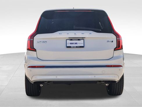 New 2026 Volvo XC90 B6 Ultra w/ Protection Package image 6