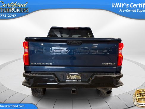 Used 2021 Chevrolet Silverado 2500 Custom w/ Custom Value Package image 7