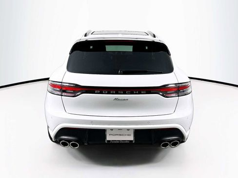 New 2026 Porsche Macan image 10