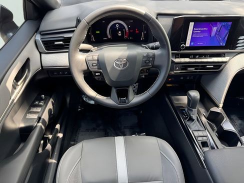 Used 2025 Toyota Camry SE w/ Convenience Package FWD image 23