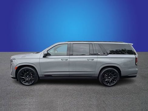 Certified 2024 Cadillac Escalade ESV Sport Platinum w/ LPO, ONYX Package AWD/4WD image 2