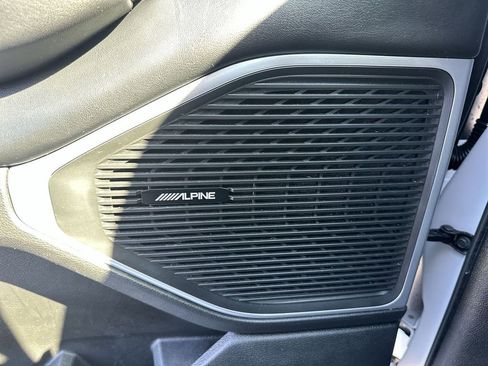 Used 2024 Jeep Wagoneer Series II w/ Flexible Seating Group image 33