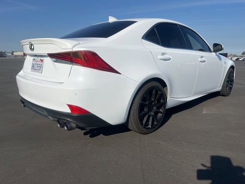 Used 2019 Lexus IS 300 F Sport w/ F Sport Package image 5