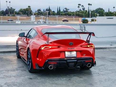 Used 2024 Toyota Supra Premium w/ Driver Assist Package image 7