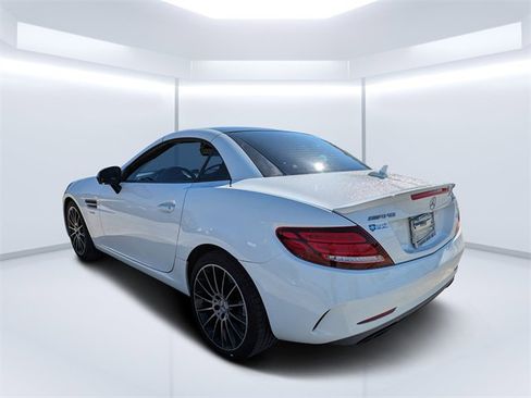 Used 2017 Mercedes-Benz SLC 43 AMG image 5