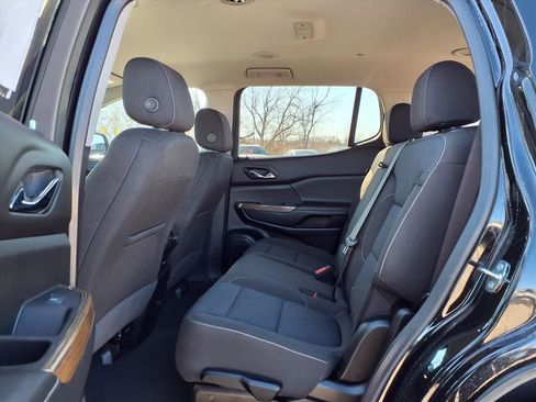 Used 2023 GMC Acadia SLE w/ Driver Convenience Package image 27