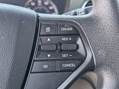 Used 2015 Hyundai Sonata SE w/ Option Group 09 FWD image 17